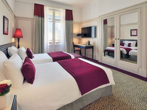 Гостиница Mercure Biarritz Centre Plaza в Биаррице