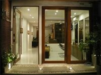 Фото 5ive Beach House Hotel