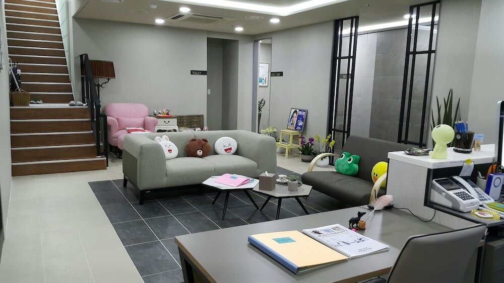 Фото Hotel At Home