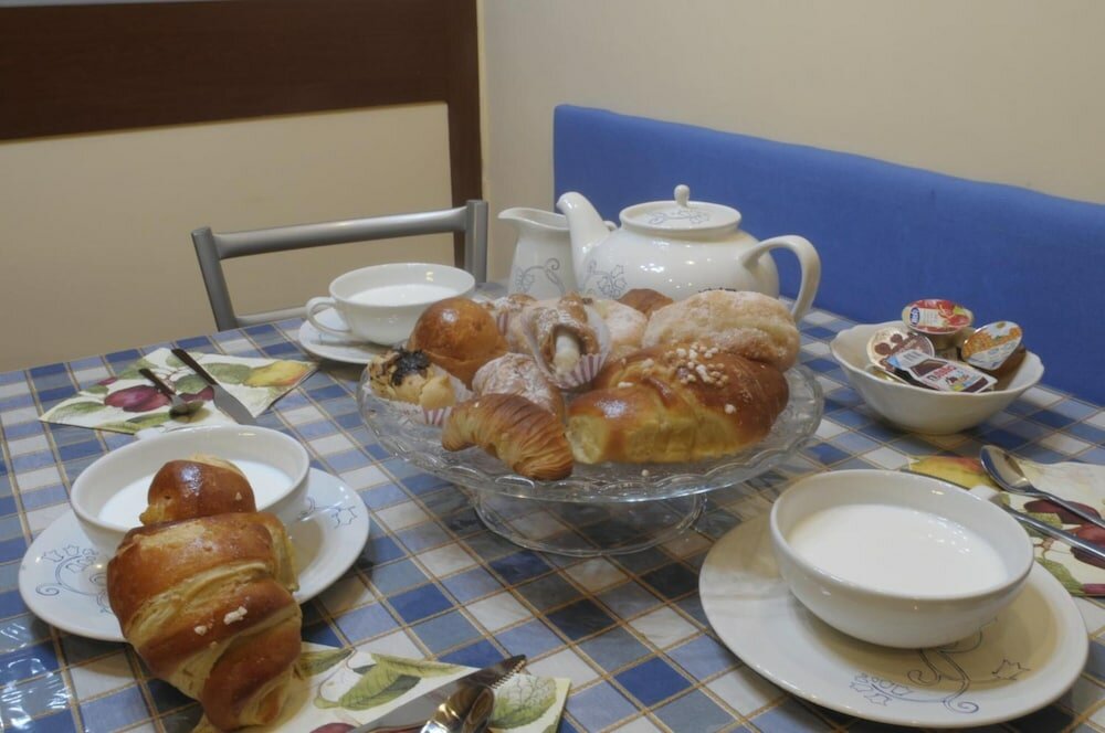 Фото Monteoliveto Bed and Breakfast