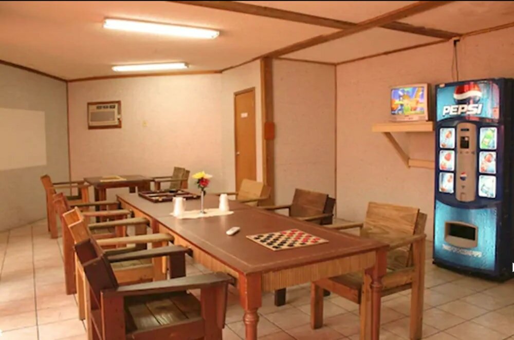 Фото Land Shark Coco Plum Resort