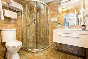 Гостиница Quality Suites Alexander Inn