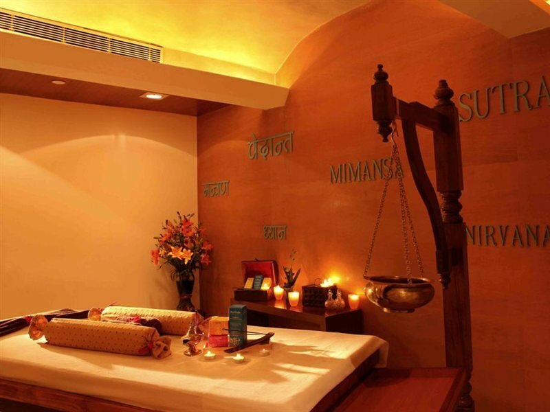 Фото The Metropolitan Hotel and SPA New Delhi