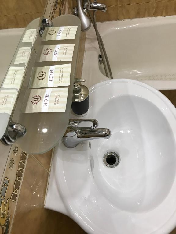 Фото Кордон