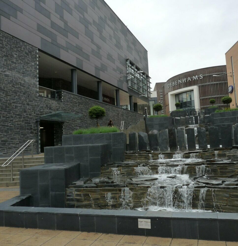 Hotel The Glyndwr - Berwyn House - Central Wrexham - Sleeps Up To 6, Wrexham, photo