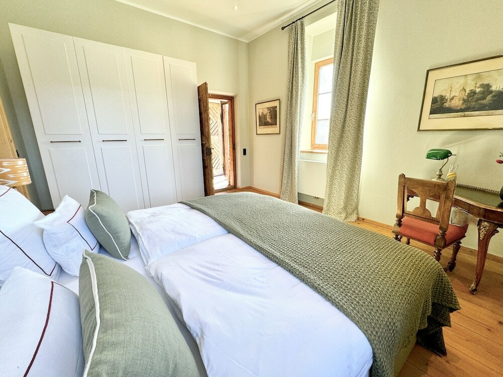 Фото Turm Kaps Luxury Home by Belle Stay