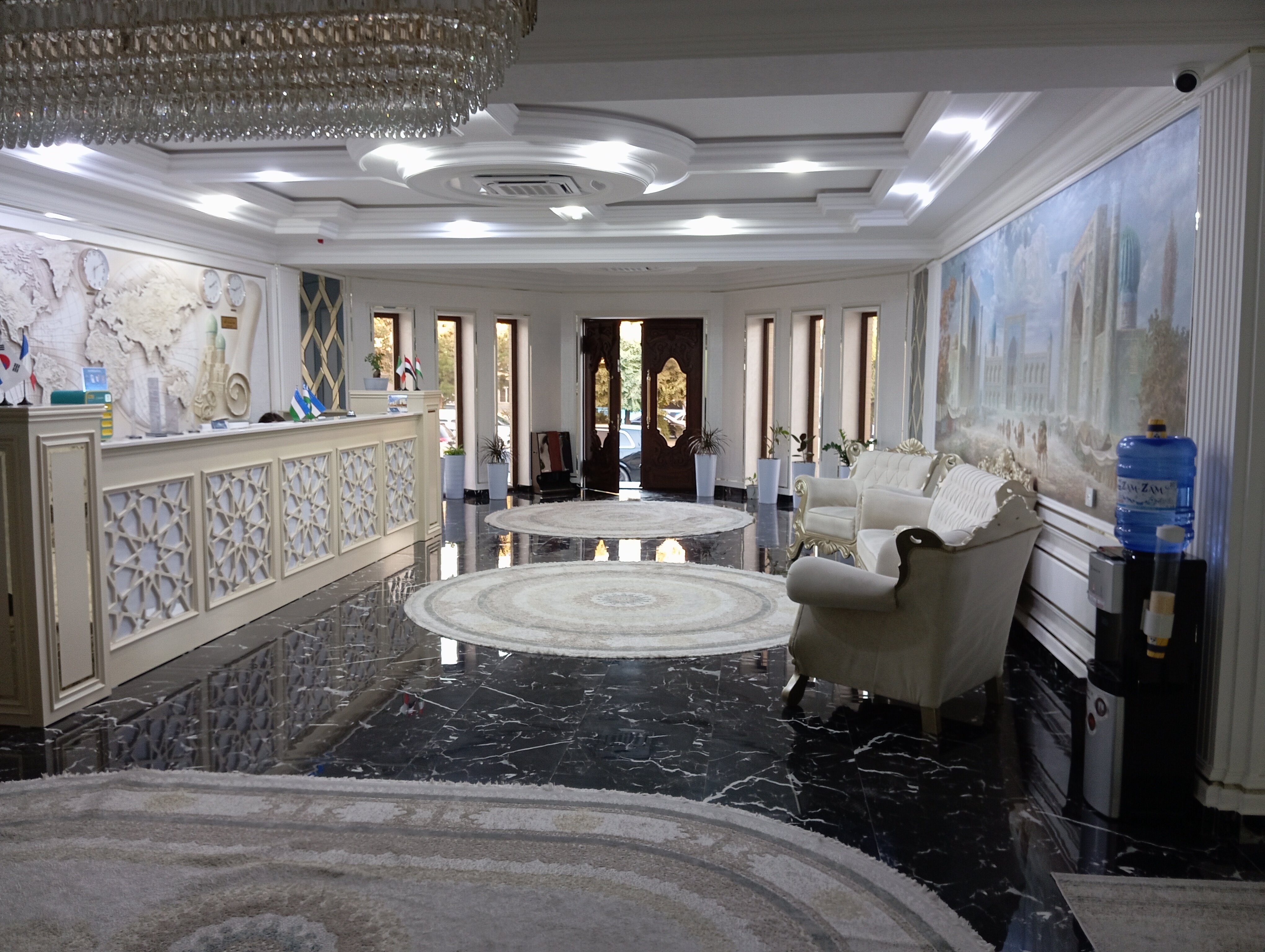 Фото отеля 2