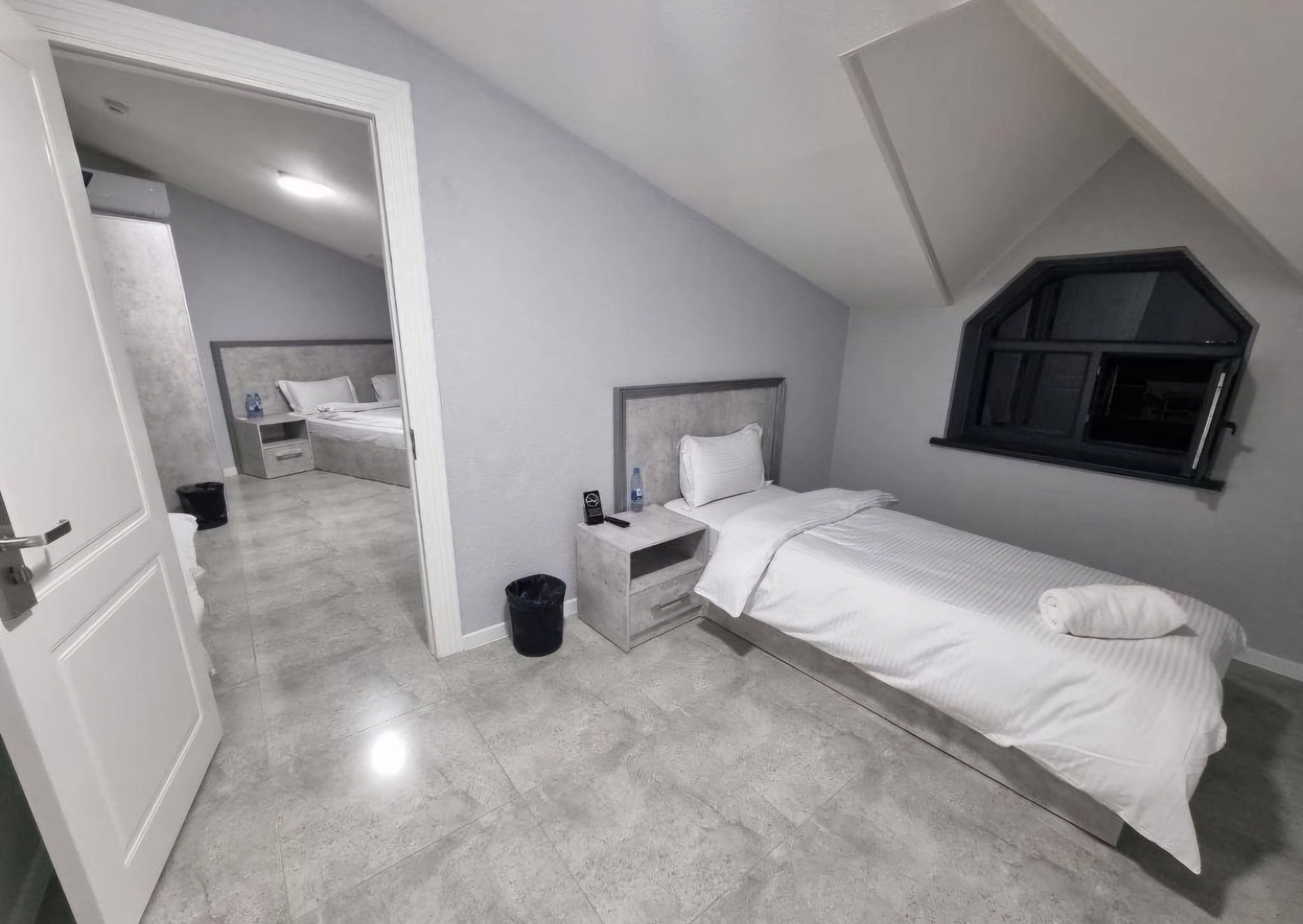 Фото Revel Hotel