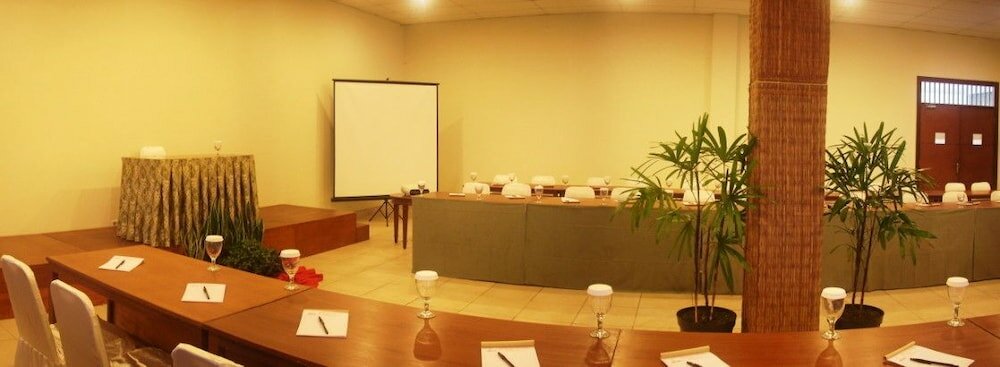 Фото D'Emmerick Salib Putih Hotel Salatiga