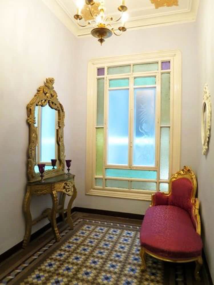 Фото Hostal Balmes Centro