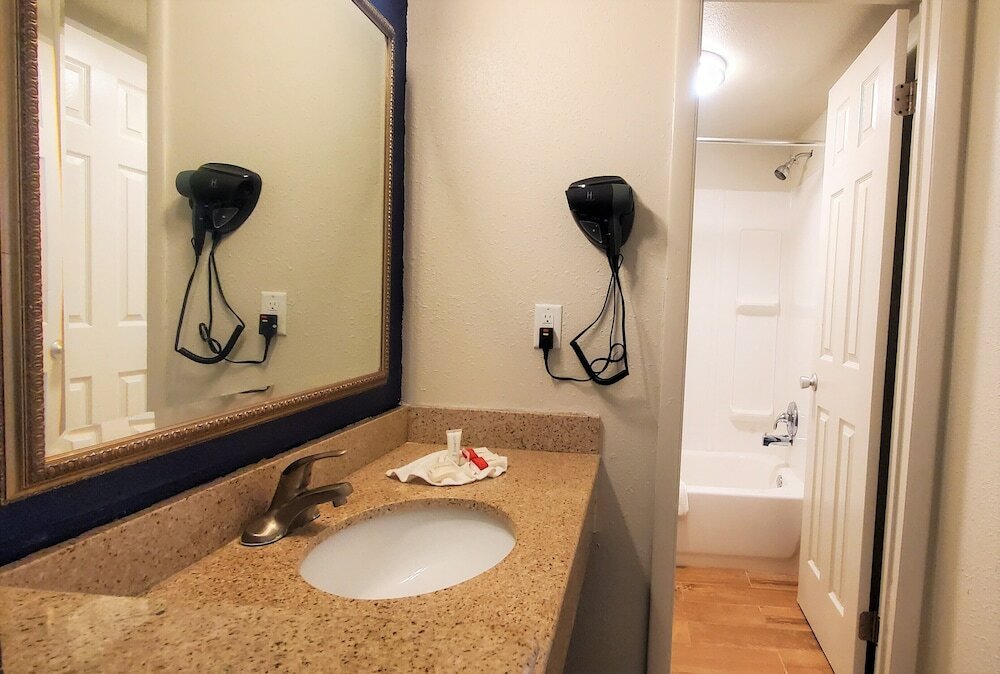 Фото Economy 7 Inn