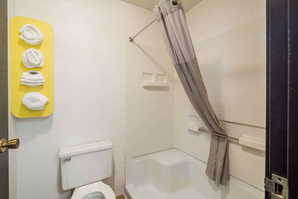 Фото Motel 6 Fargo, Nd - South