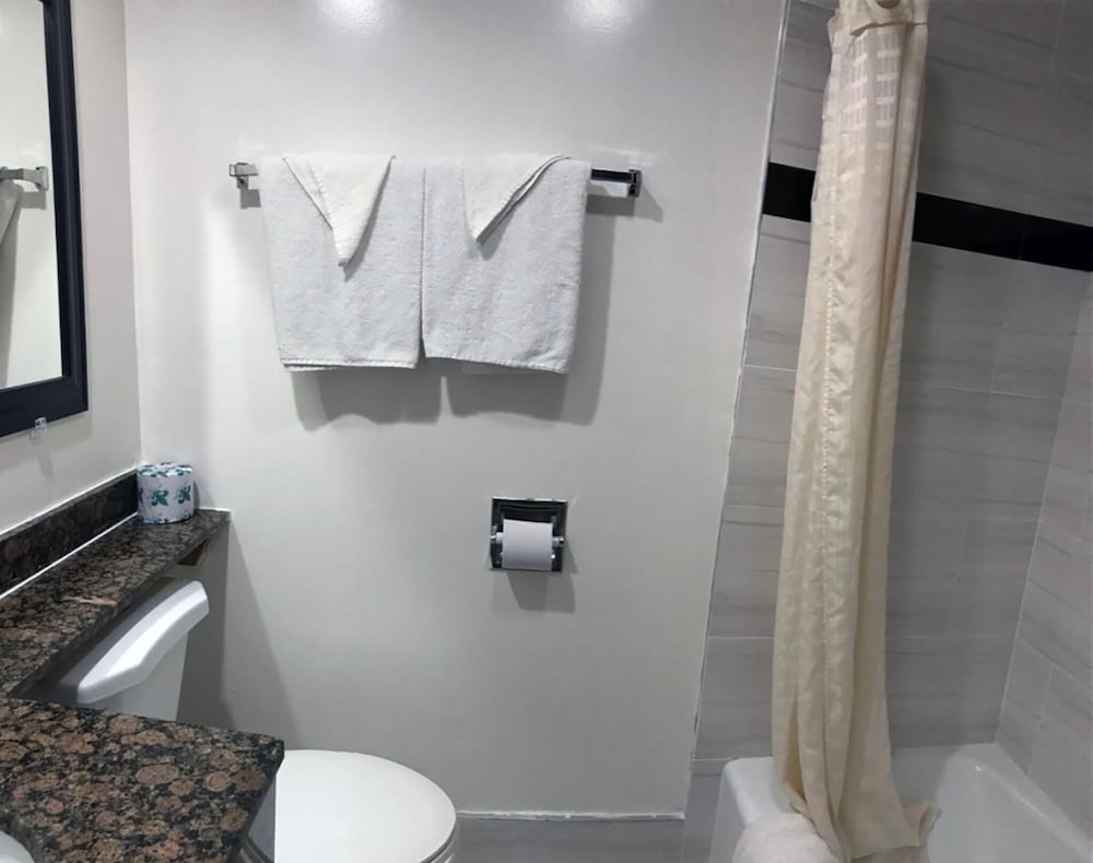 Фото Starlight Inn Canoga Park