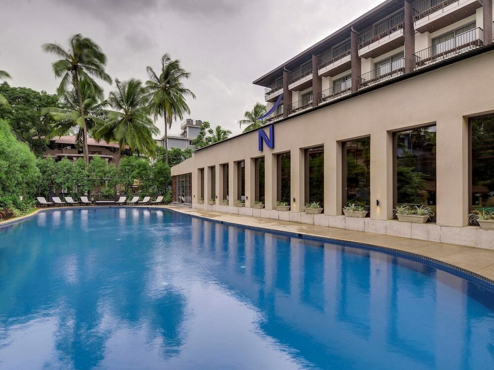 Фото Novotel Goa Candolim Hotel