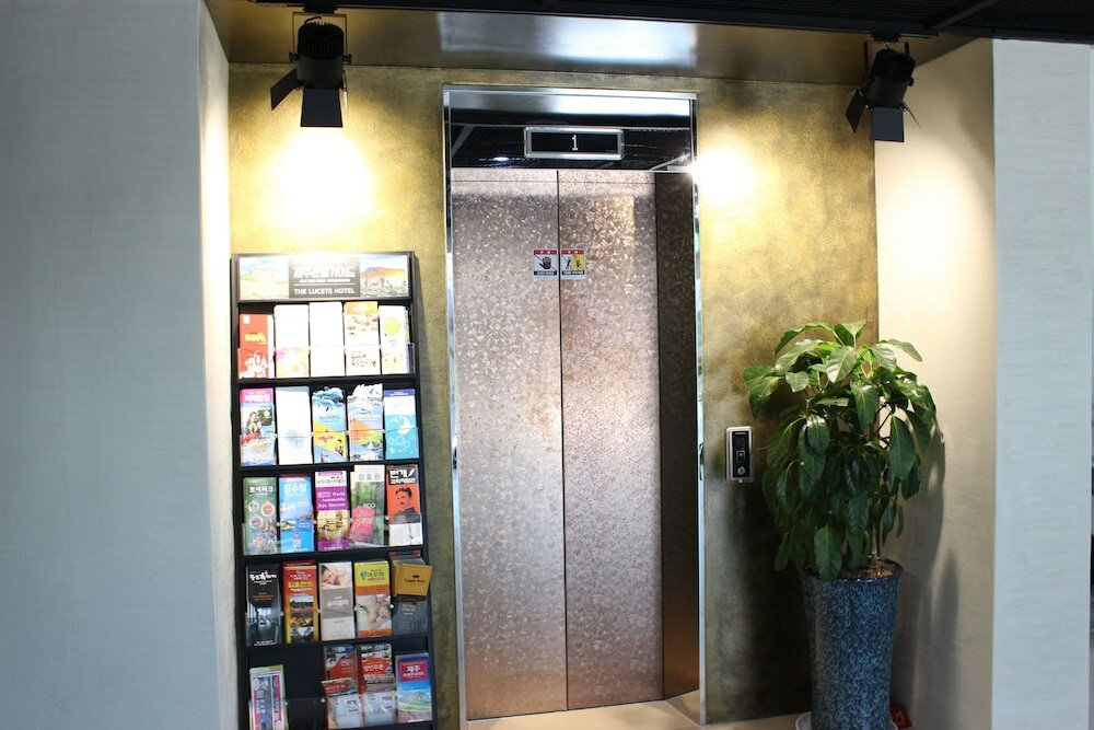 Фото The Lucete Hotel