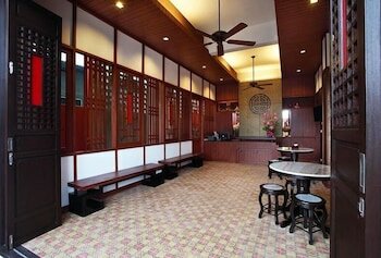 Фото Karon Sino House