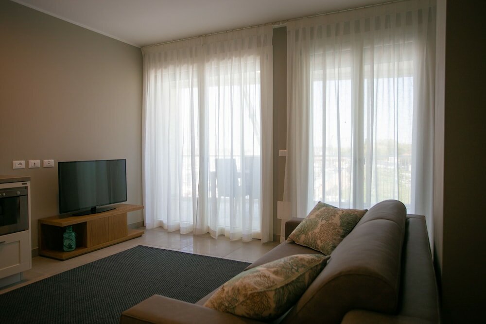 Фото Mosella Suite Hotel