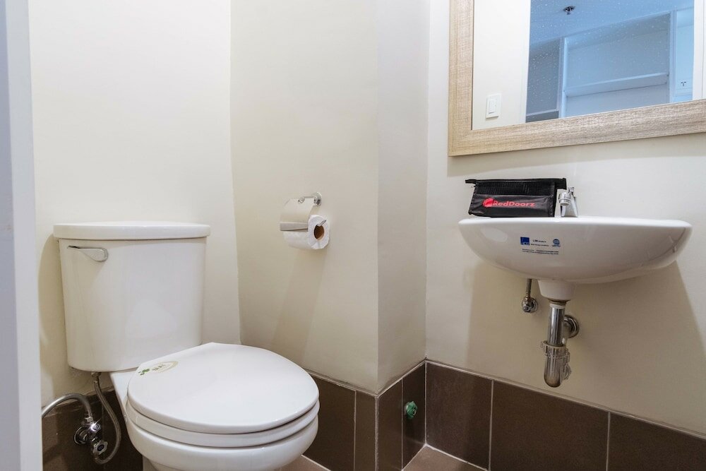 Фото RedDoorz Premium @ Vista Heights Legarda