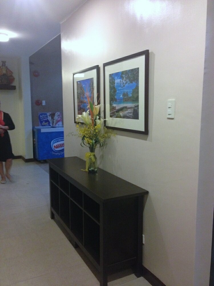 Фото Oftana Suites