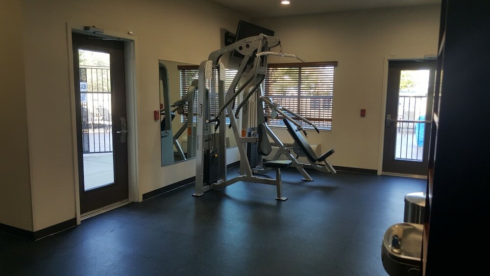 Фото Best Western Plus Delta Inn & Suites