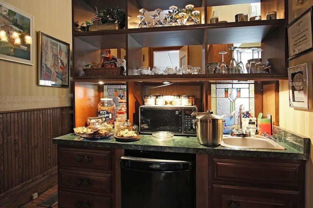 Фото Old Northside Bed & Breakfast