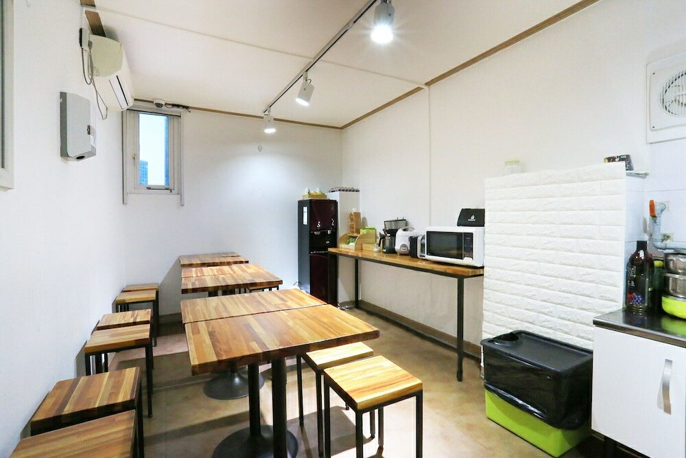 Фото Peanut Hotel