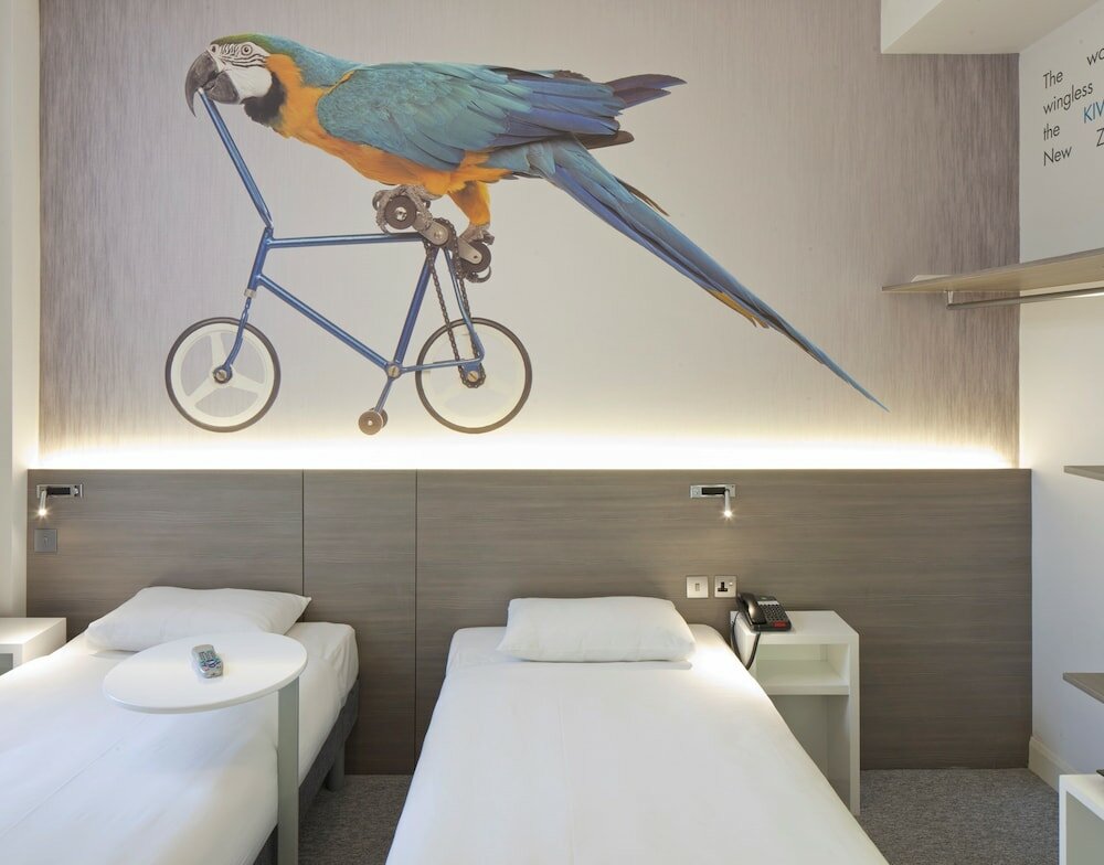 Фото Executive Rooms London Kensington