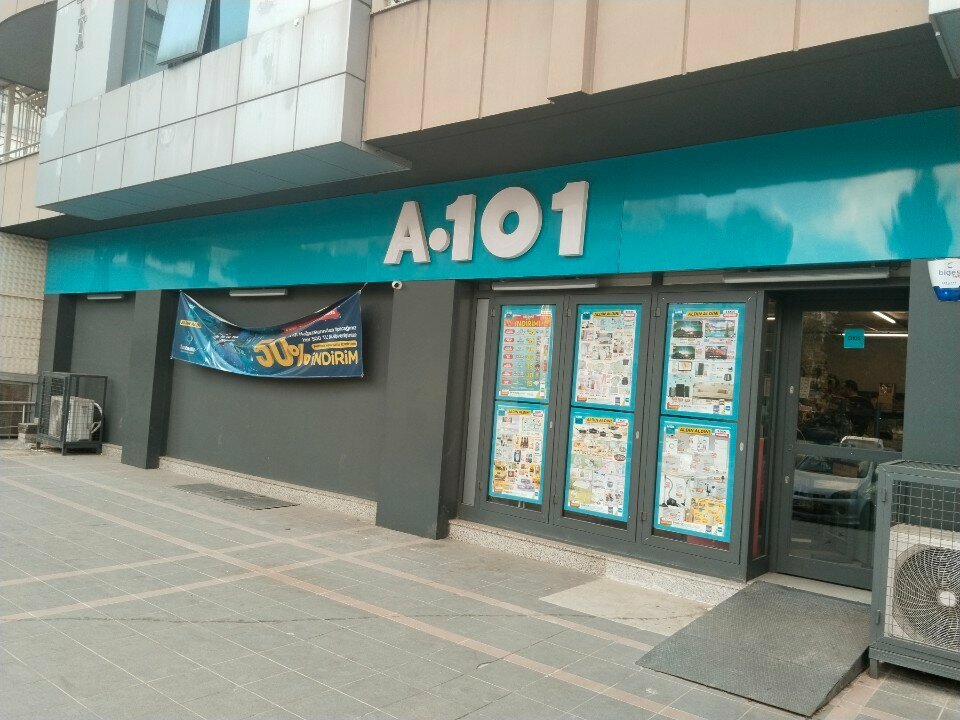 Supermarket A 101, Izmir, photo