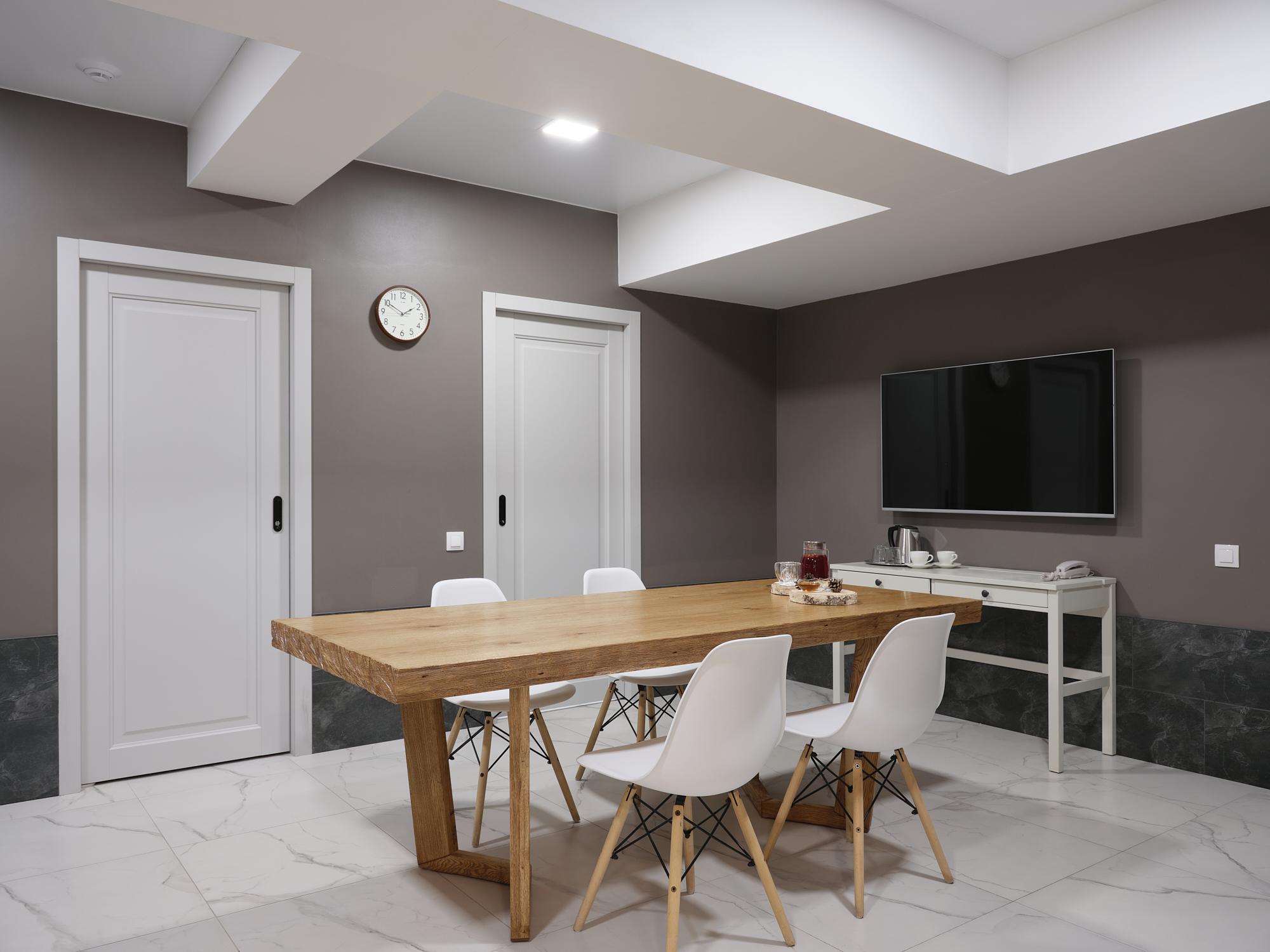 Фото Никола