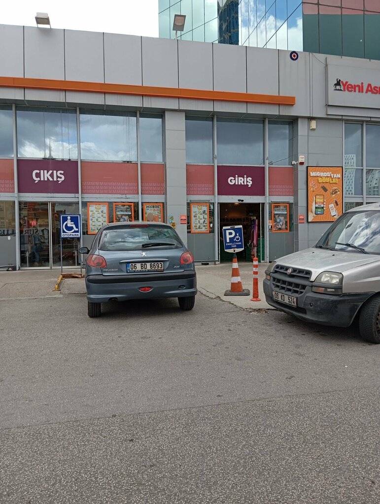 Supermarket Migros, Ankara, photo