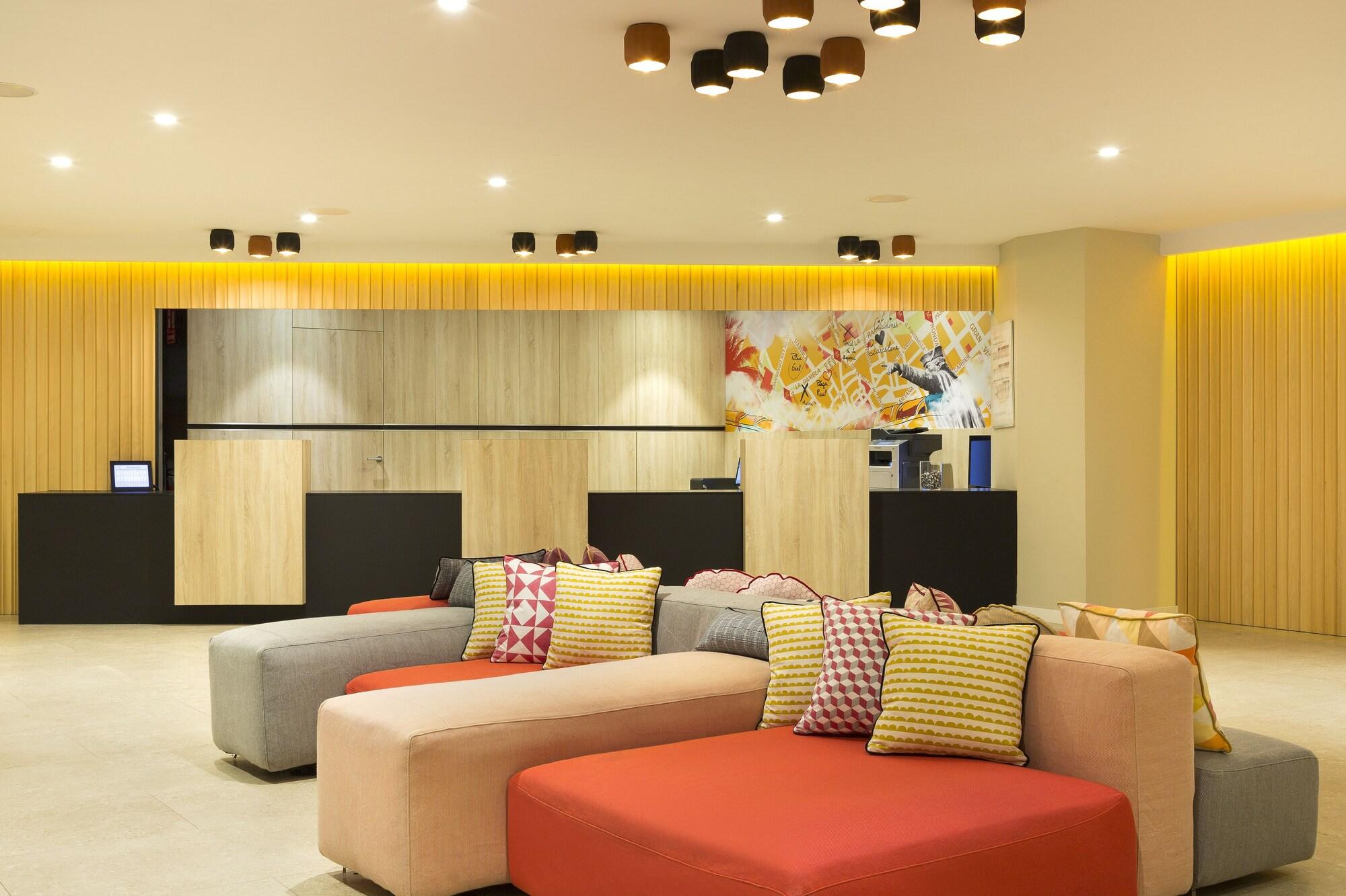 Фото Citadines Ramblas Barcelona