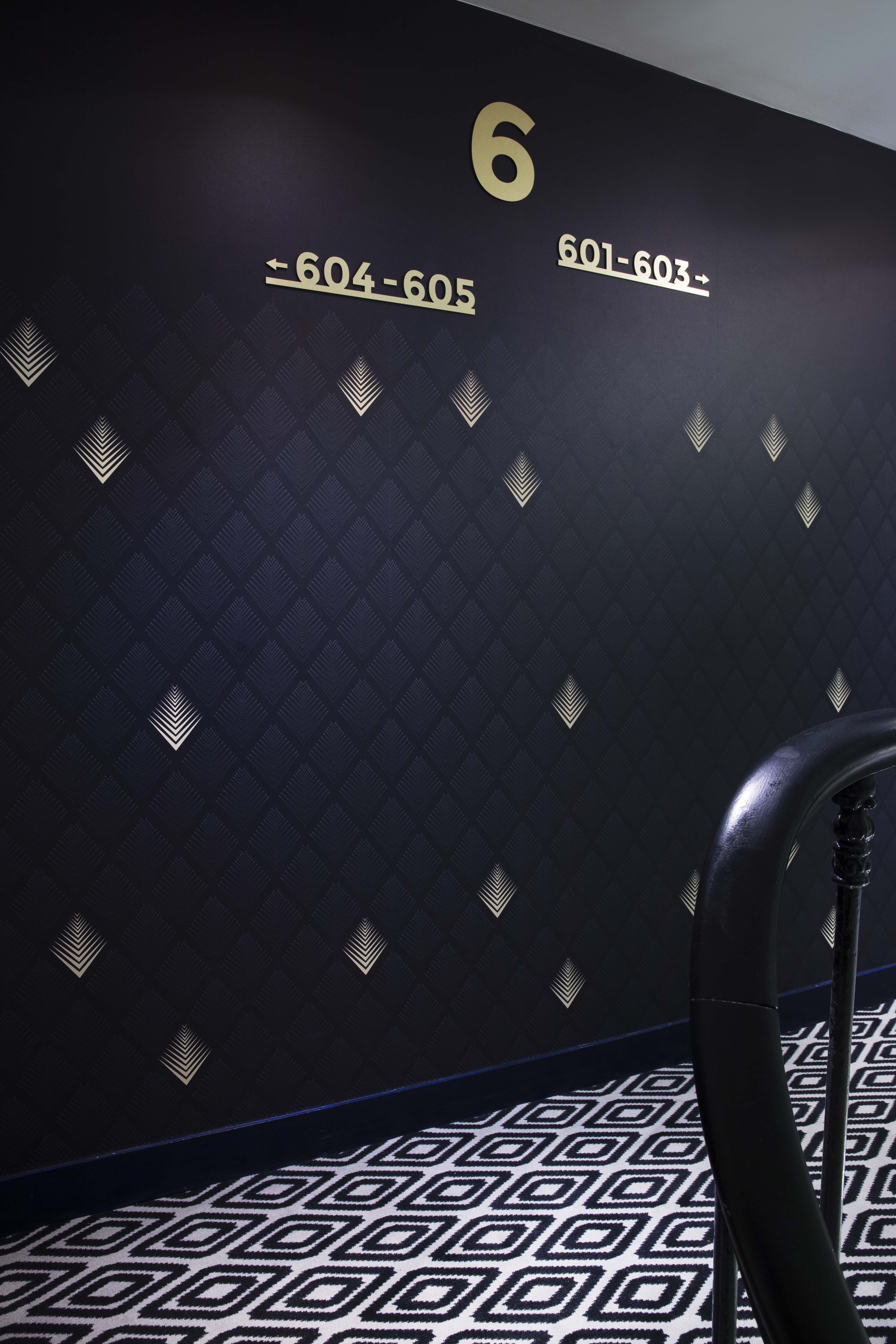 Фото Maxim Folies