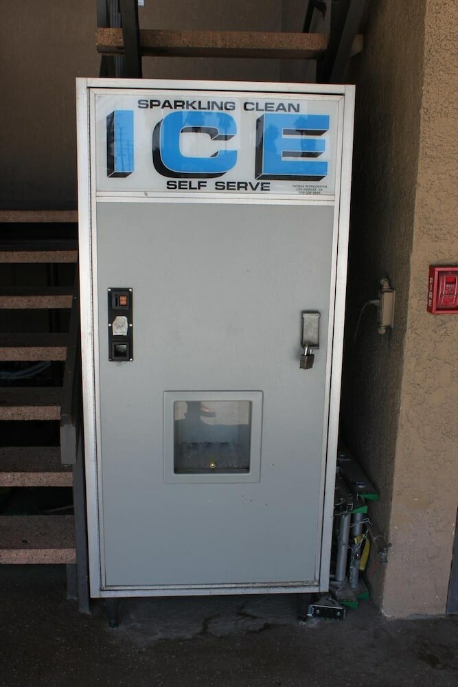 Фото Orange Tustin Inn