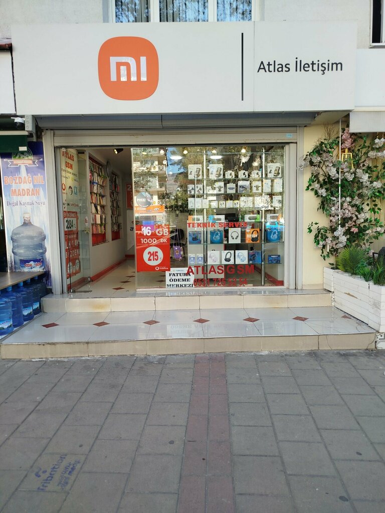 Mobile phone store Atlas Communication, Izmir, photo