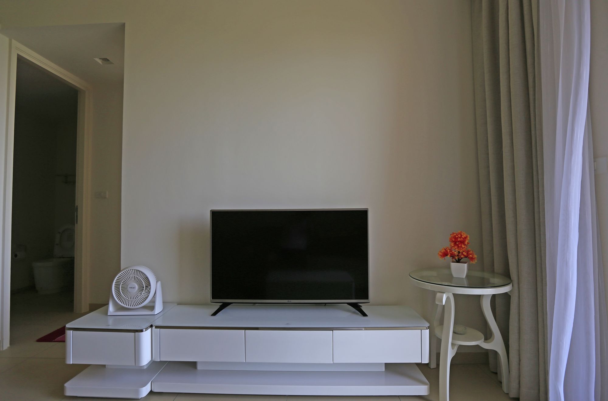 Фото Unixx Condominiums by Win 99 Group