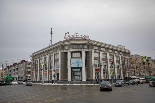 Жалаңаш жігіттердің ақ-қара фотосы