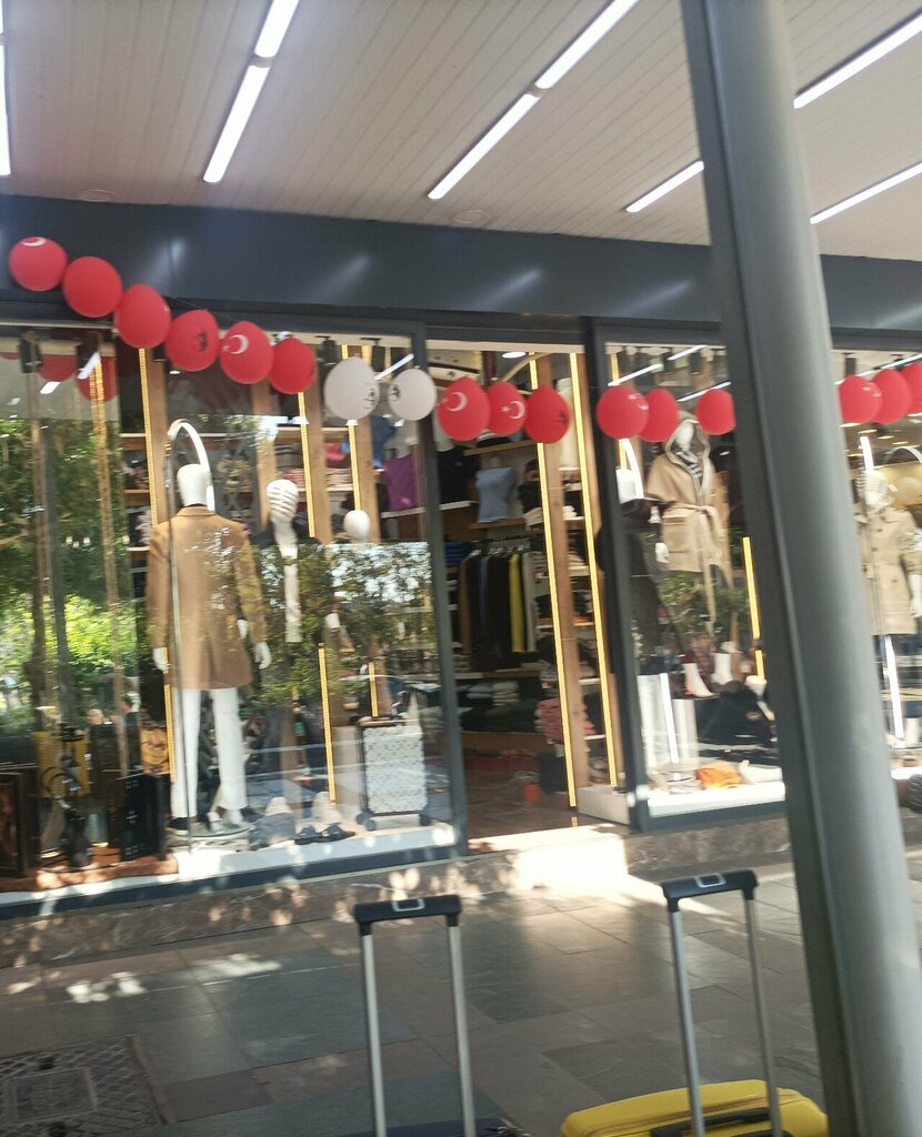 Clothing store New, Antalya, photo
