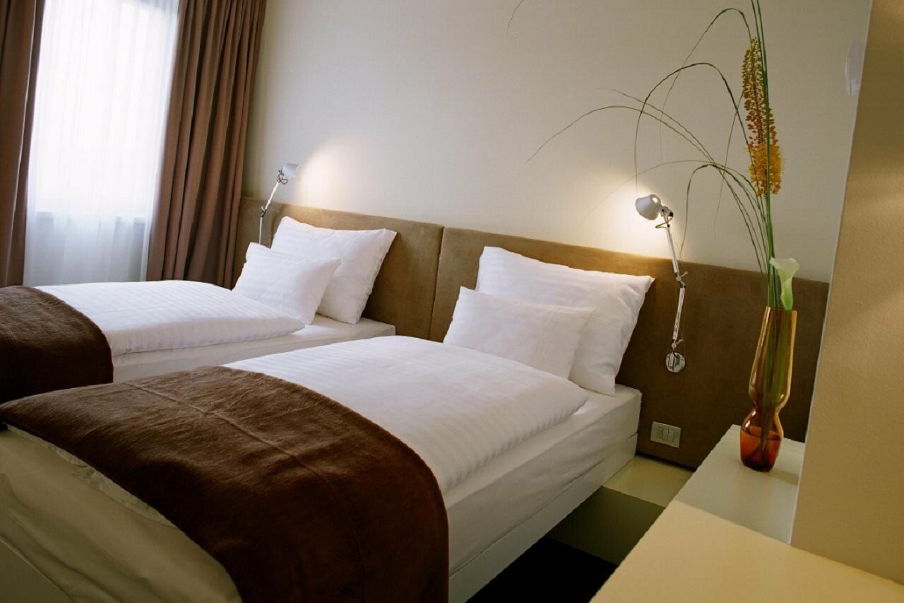 Фото отеля 3