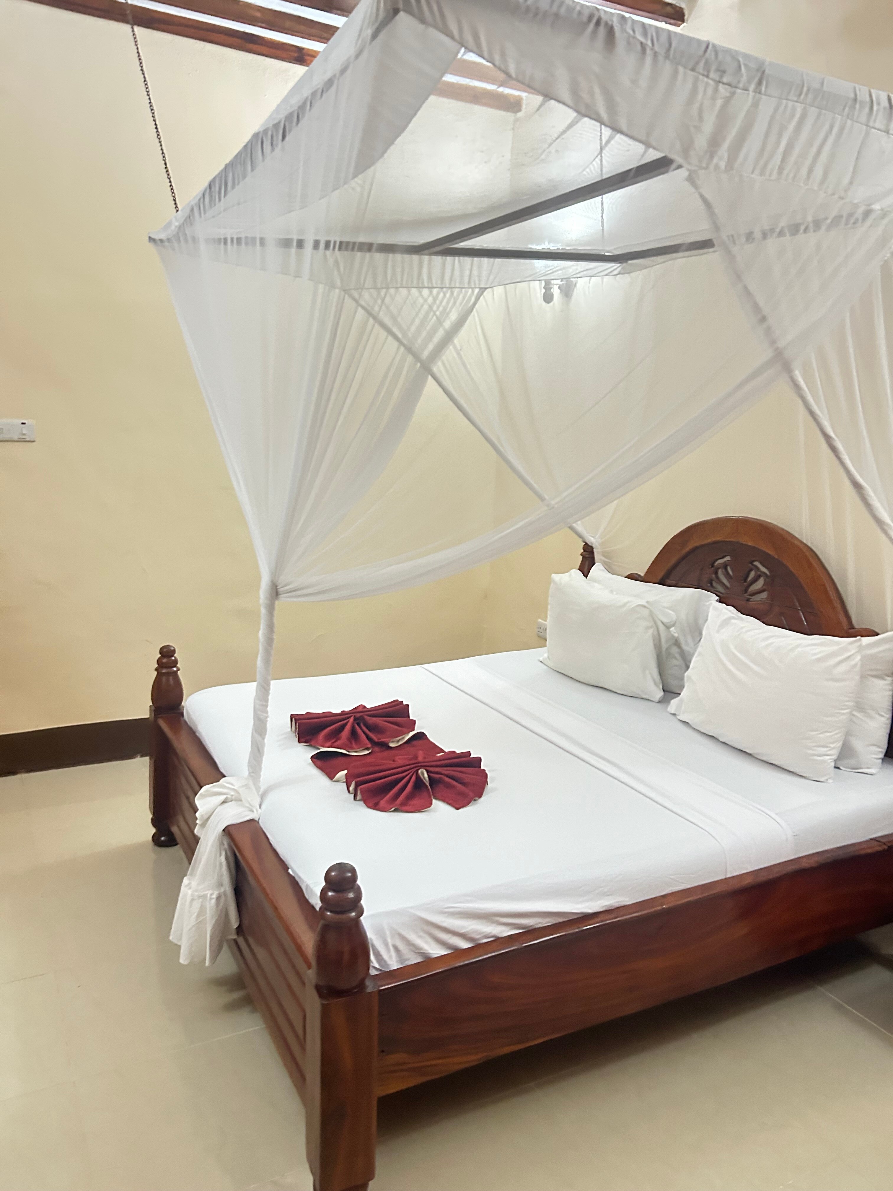 Фото Amaan Beach Bungalows