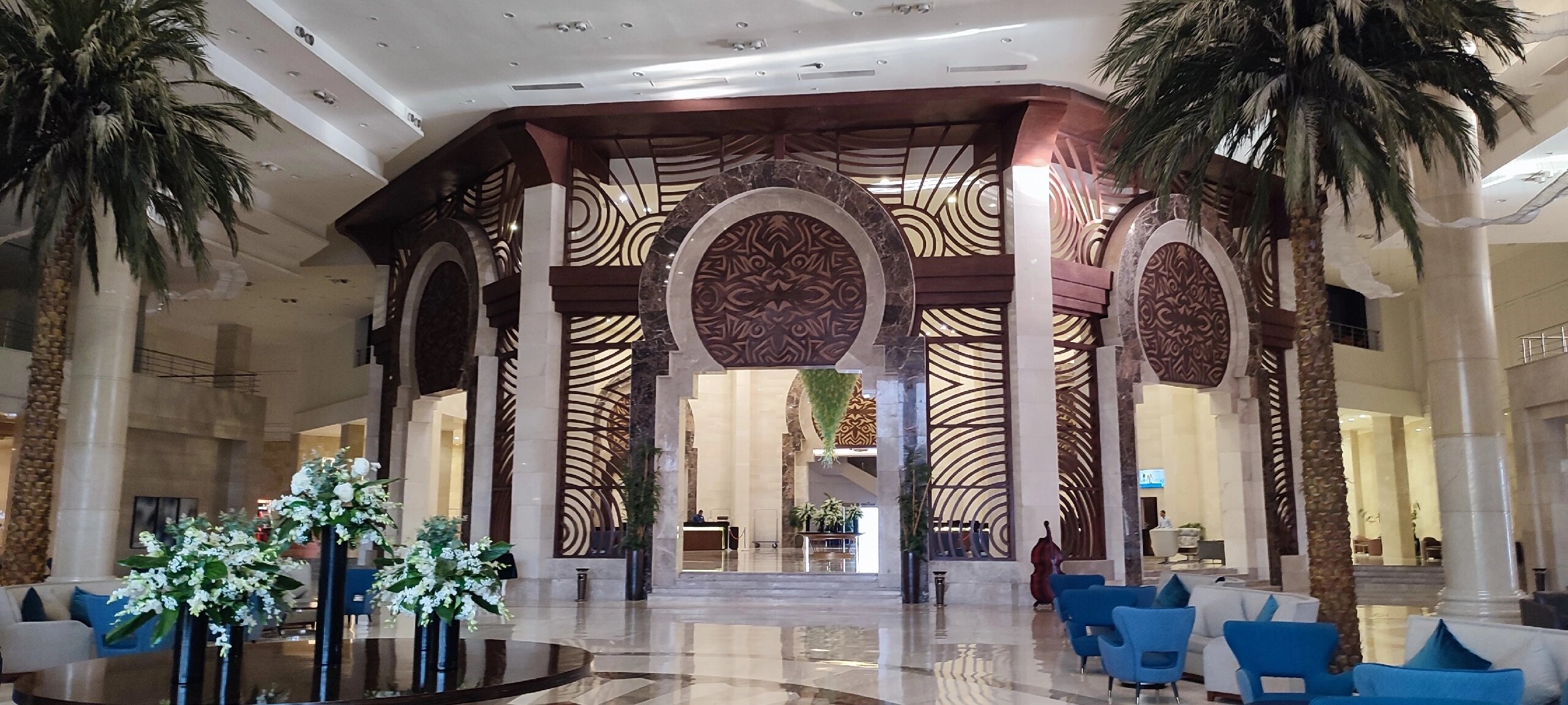 Фото Triumph Luxury Hotel