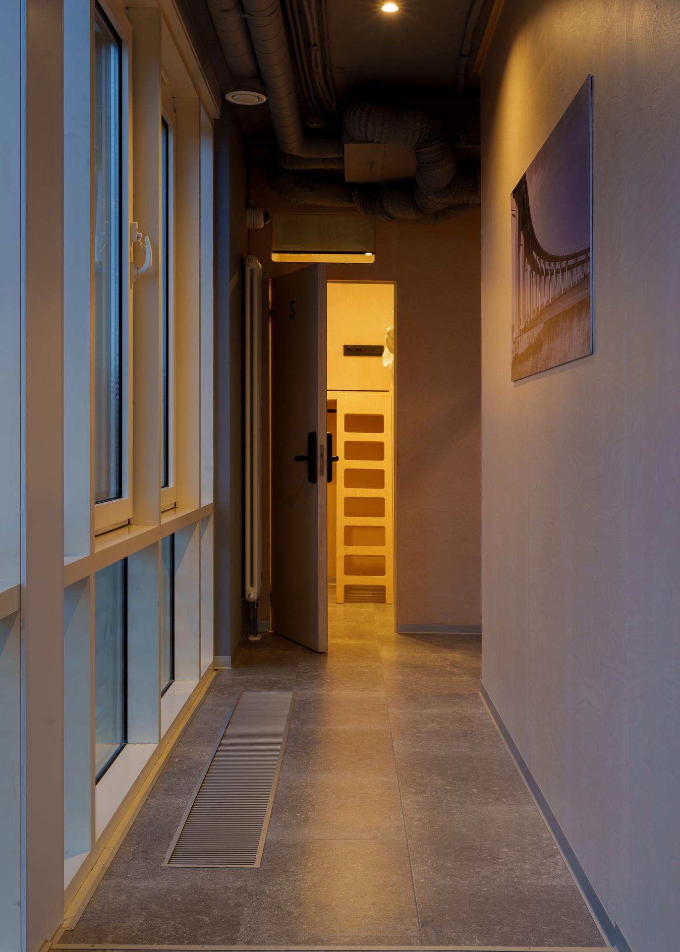 Фото Morfeus Capsule Hotel