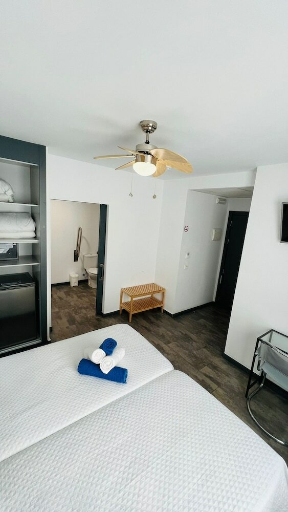 Фото Bajondillo Beach Cozy Inns