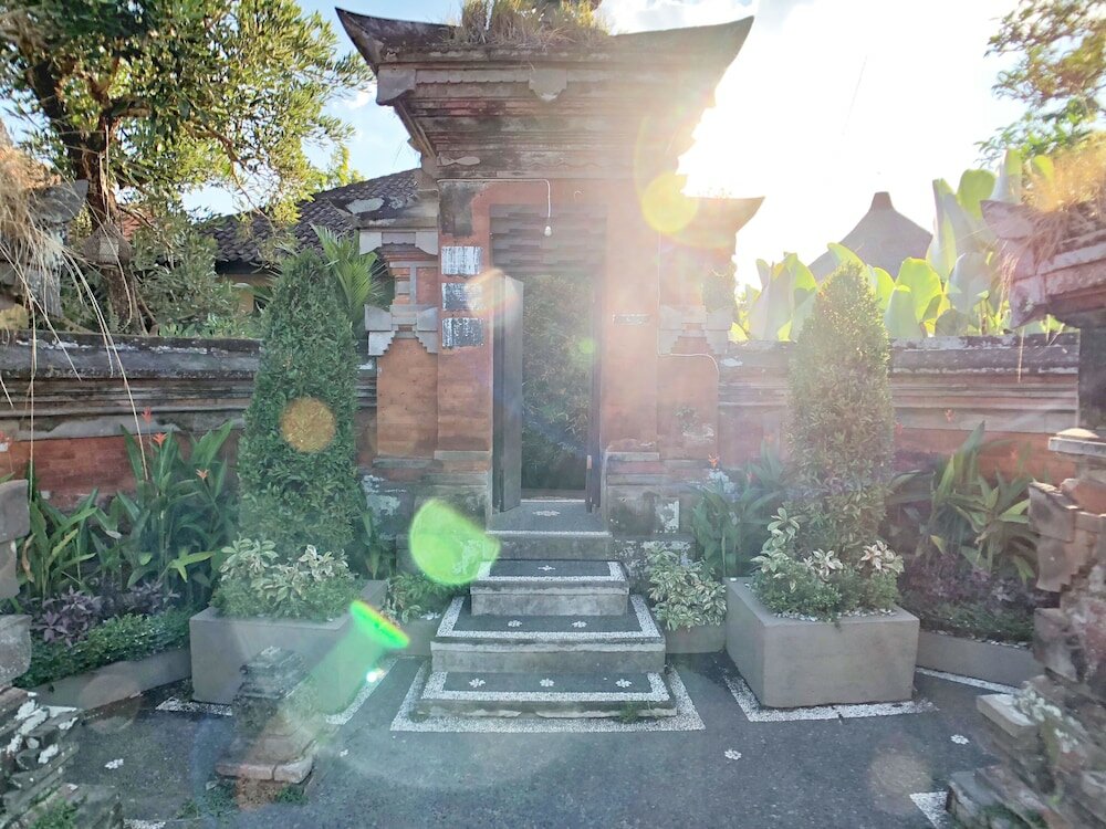 Фото Uma Dewi Guest House