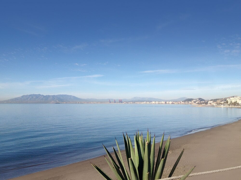 Фото Apartamentos Turisticos La Mundial