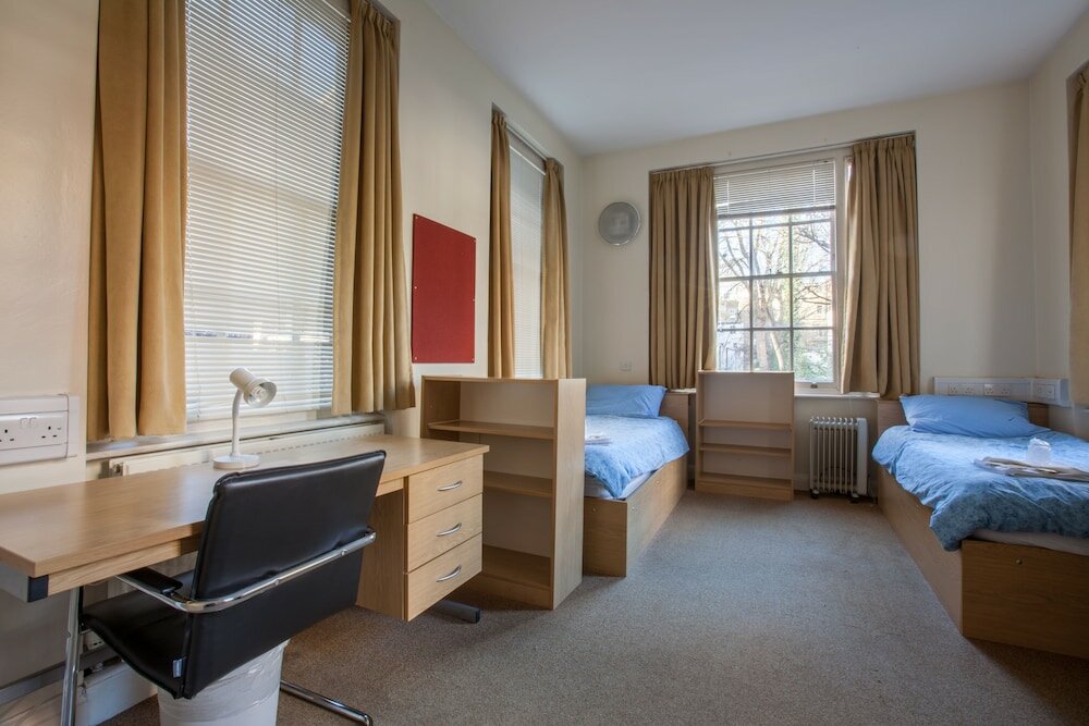 Фото Lse Passfield Hall - Campus Accommodation
