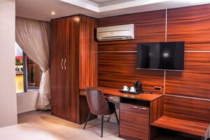 Гостиница Joshesther Olive Hotel