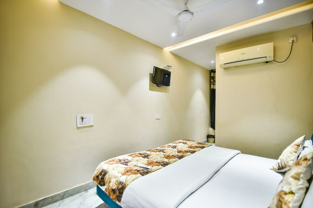 Фото Hotel Singh International
