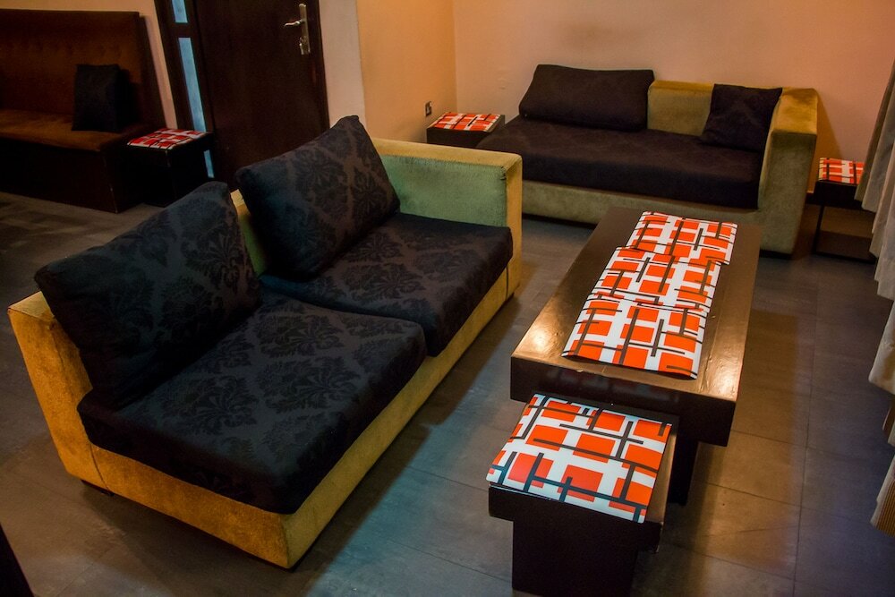 Фото Precinct Comfort Services, Ikoyi