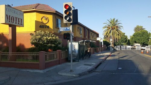 Гостиница Central Inn Motel on 41 Street в Лос-Анджелесе