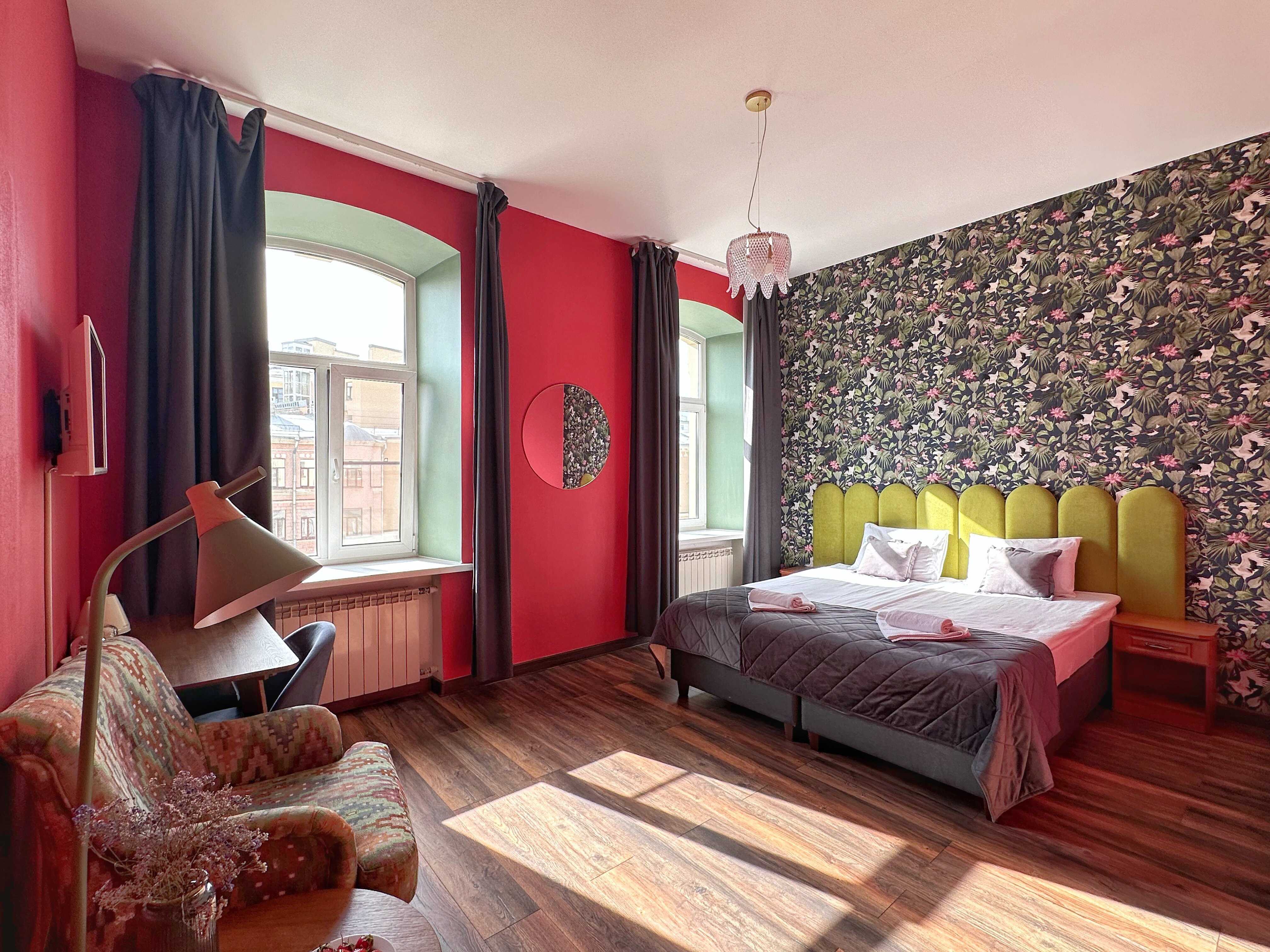 Фото Laika на Грибоедова